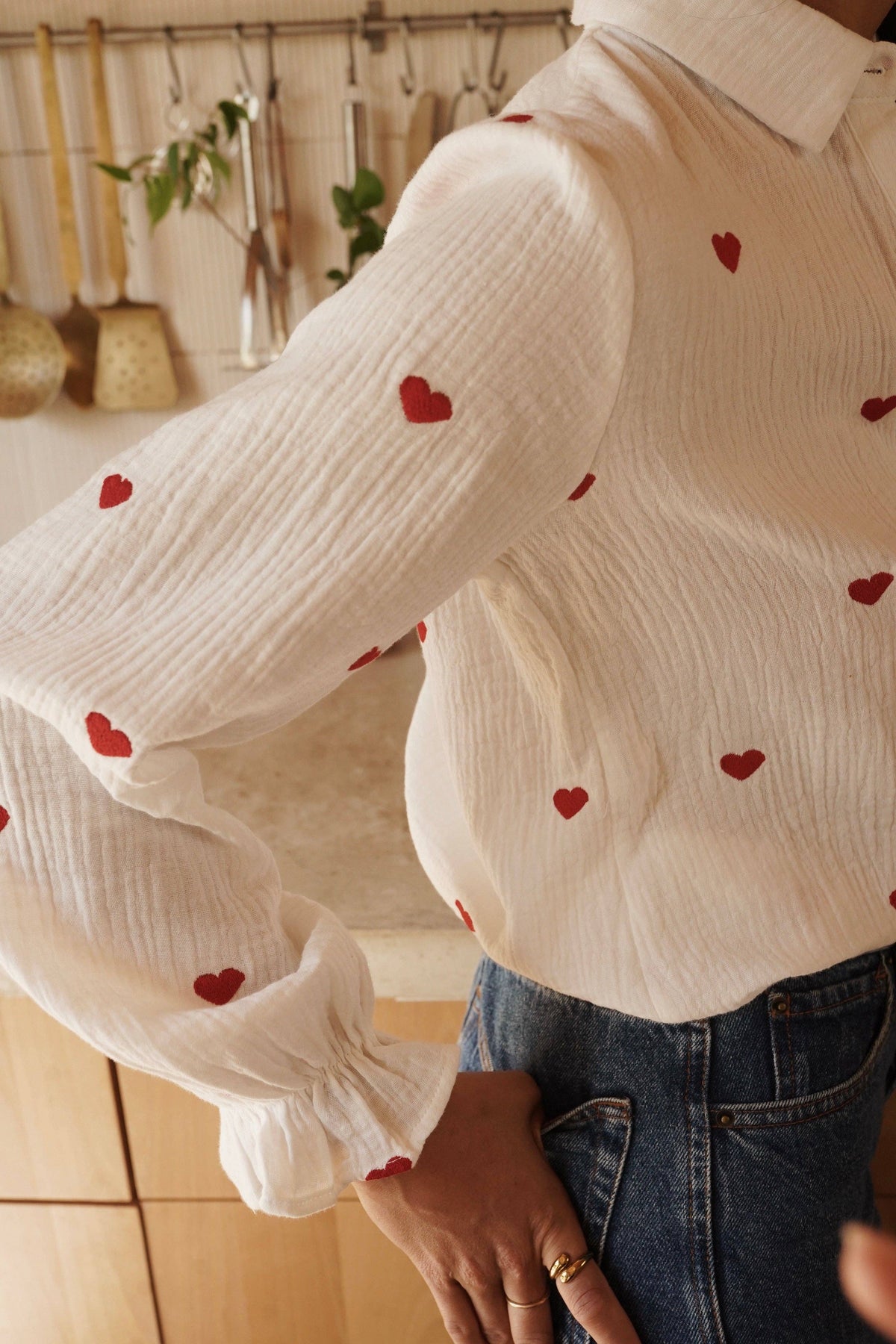 Lou Shirt: White / M/L