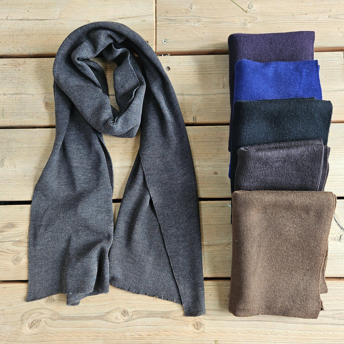 100% Merino wool scarf for men or women - Unisex beige wool: Off-White