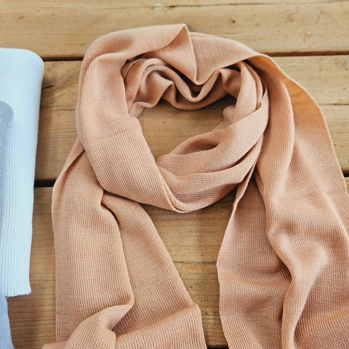 100% Merino wool scarf for men or women - Unisex beige wool: Beige