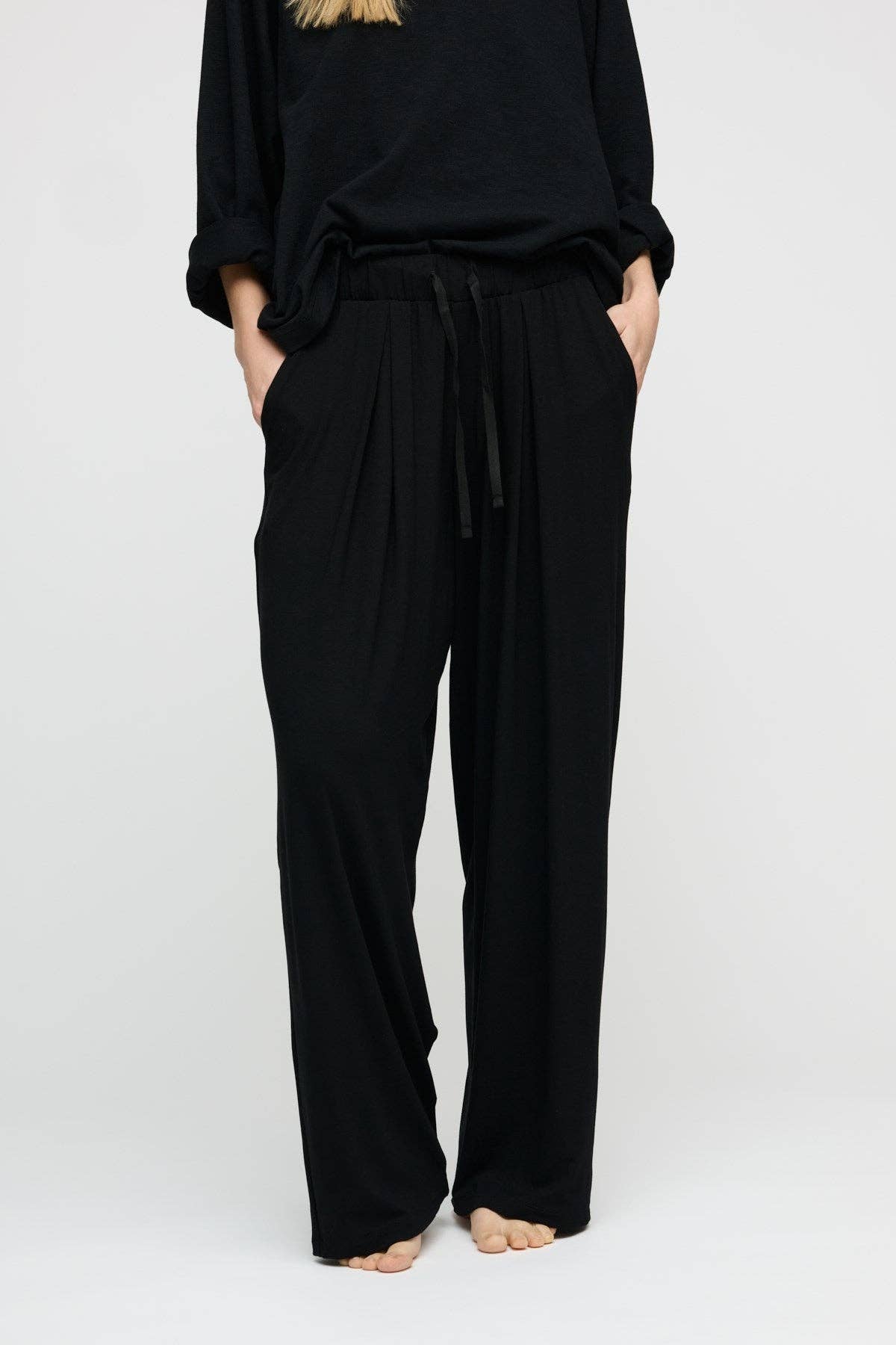 Devote pants: Black / S