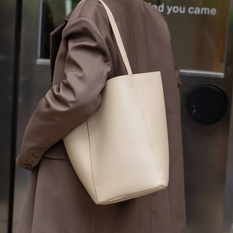 Genuine Leather Minimalism Bucket Shape Shoulder Tote Bag: Coffee