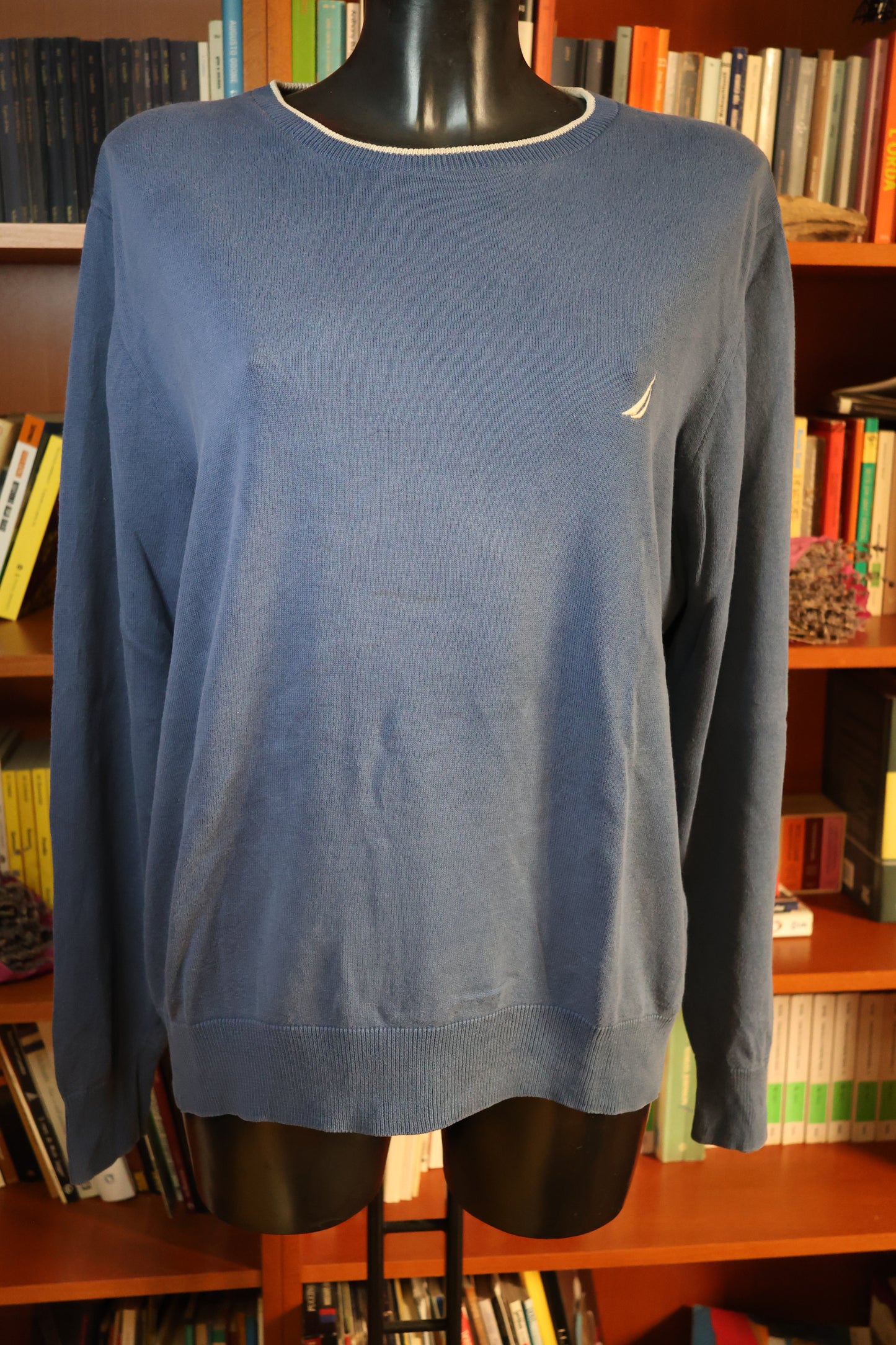 Maglione girocollo azzurro chiaro