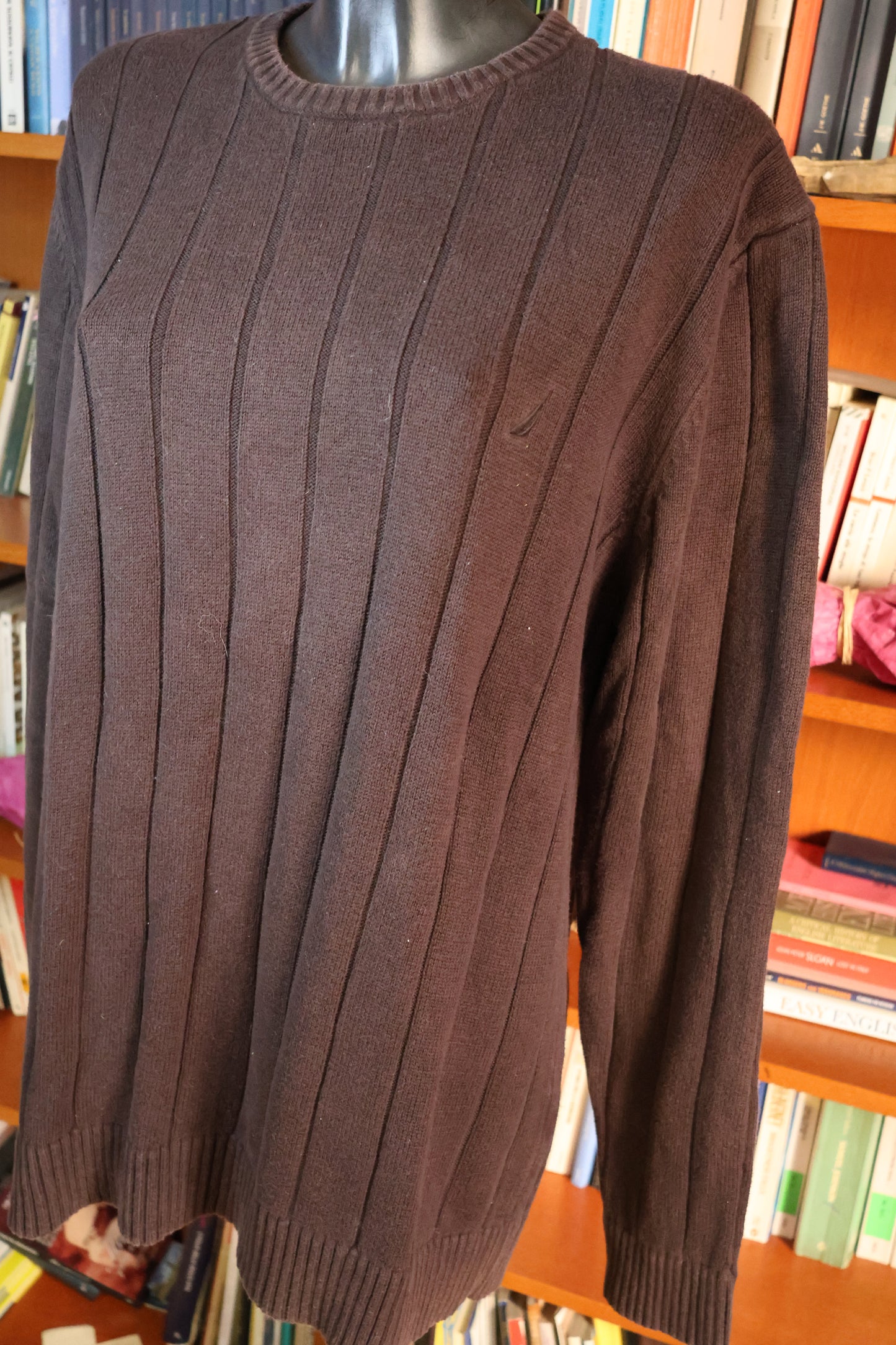 Maglione marrone cioccolato