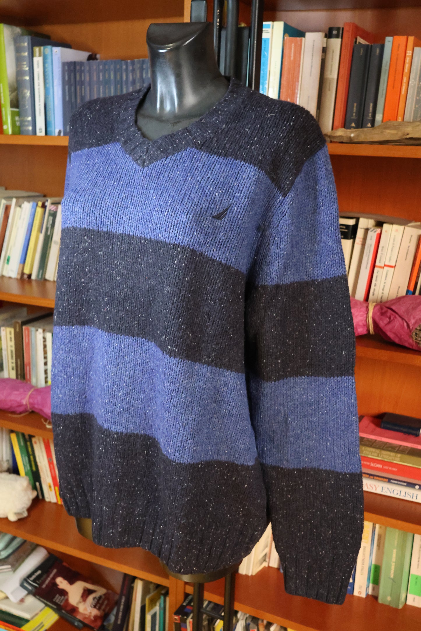 Maglione blu bicolore