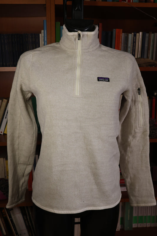 White Patagonia pile