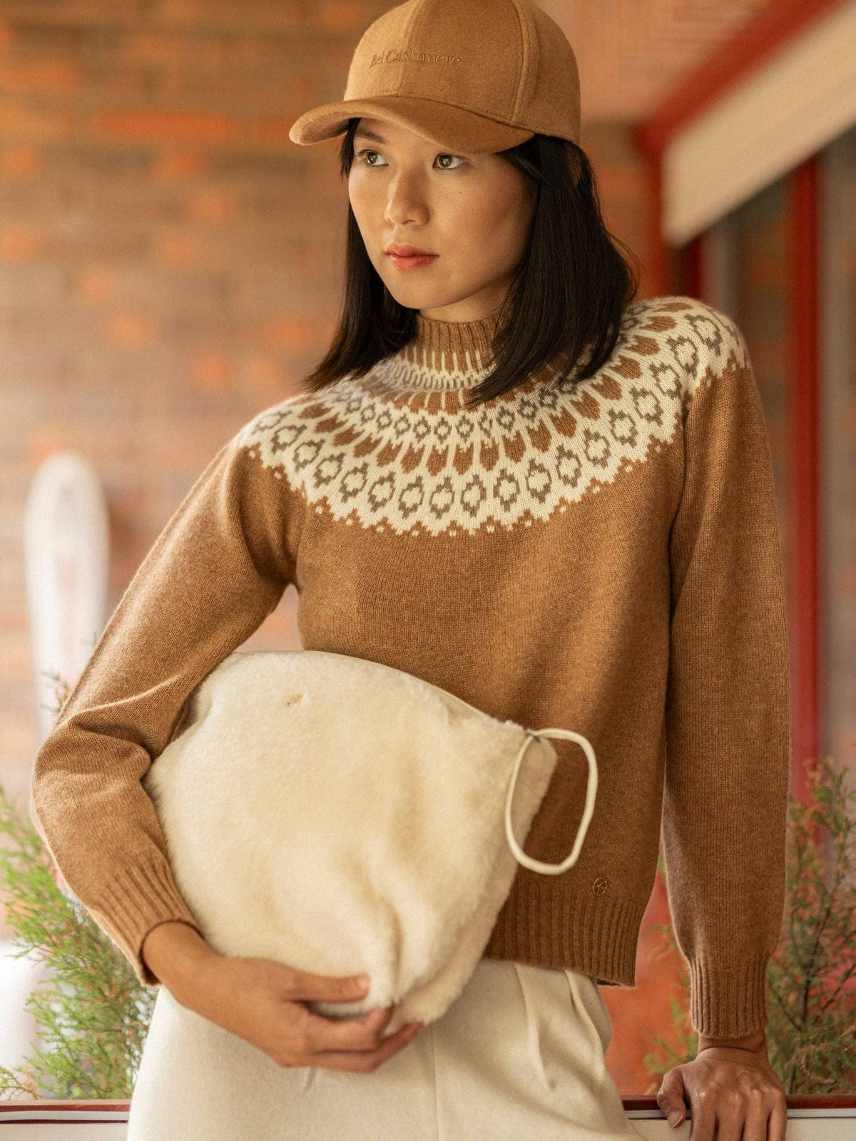 Maglione Martina cammello in cashmere con sprone Fair Isle, BEL Cashmere