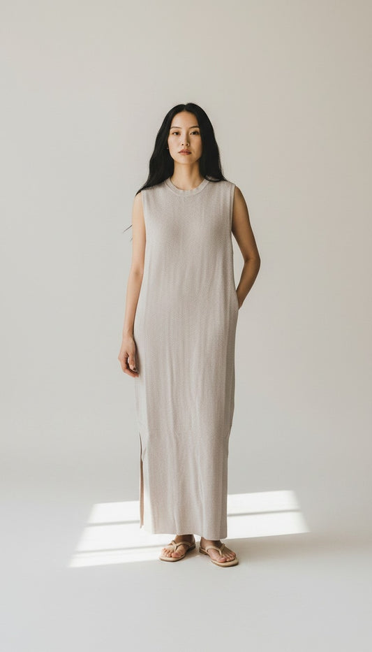 Vestito lungo elegante in cotone riciclato e organico Rifò moda sostenibile e circolare, beige